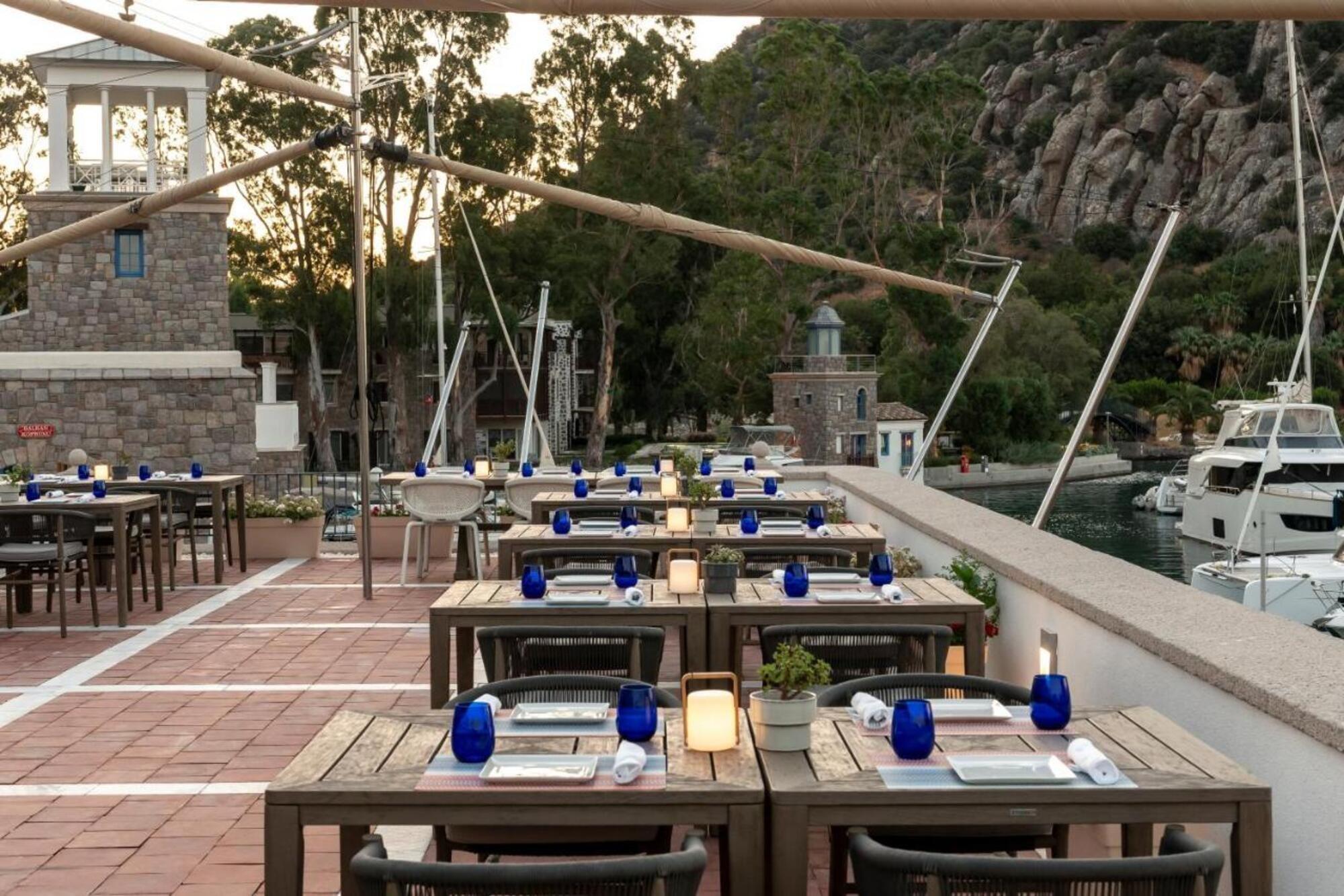 Radisson Collection Hotel, Bodrum 5*